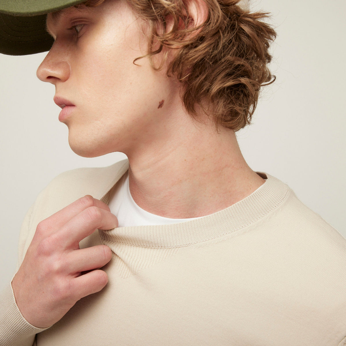 Men's Extra-Fine Lightweight Crew Neck Jumper – view 16