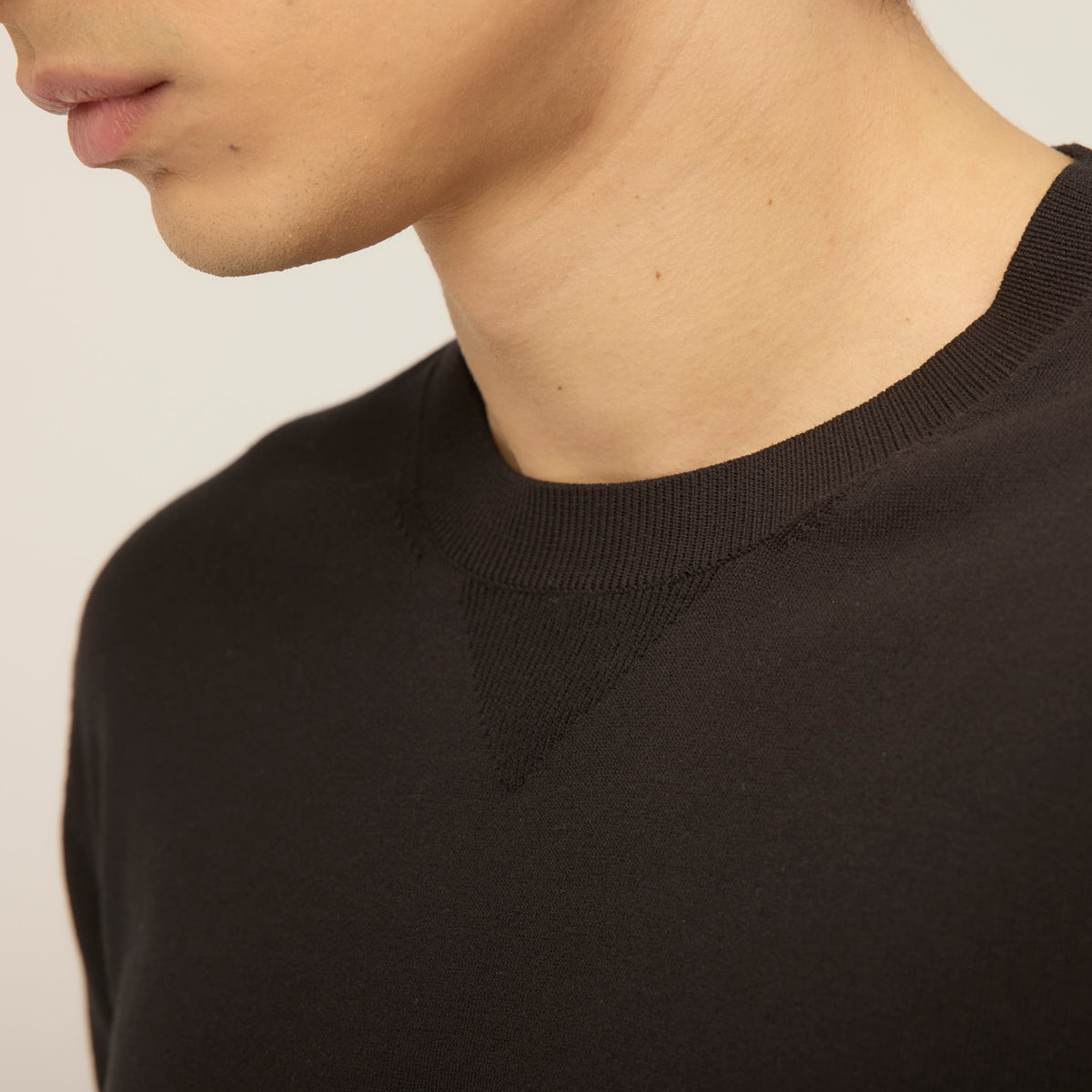 Men's Extra-Fine Lightweight Crew Neck Jumper – view 5