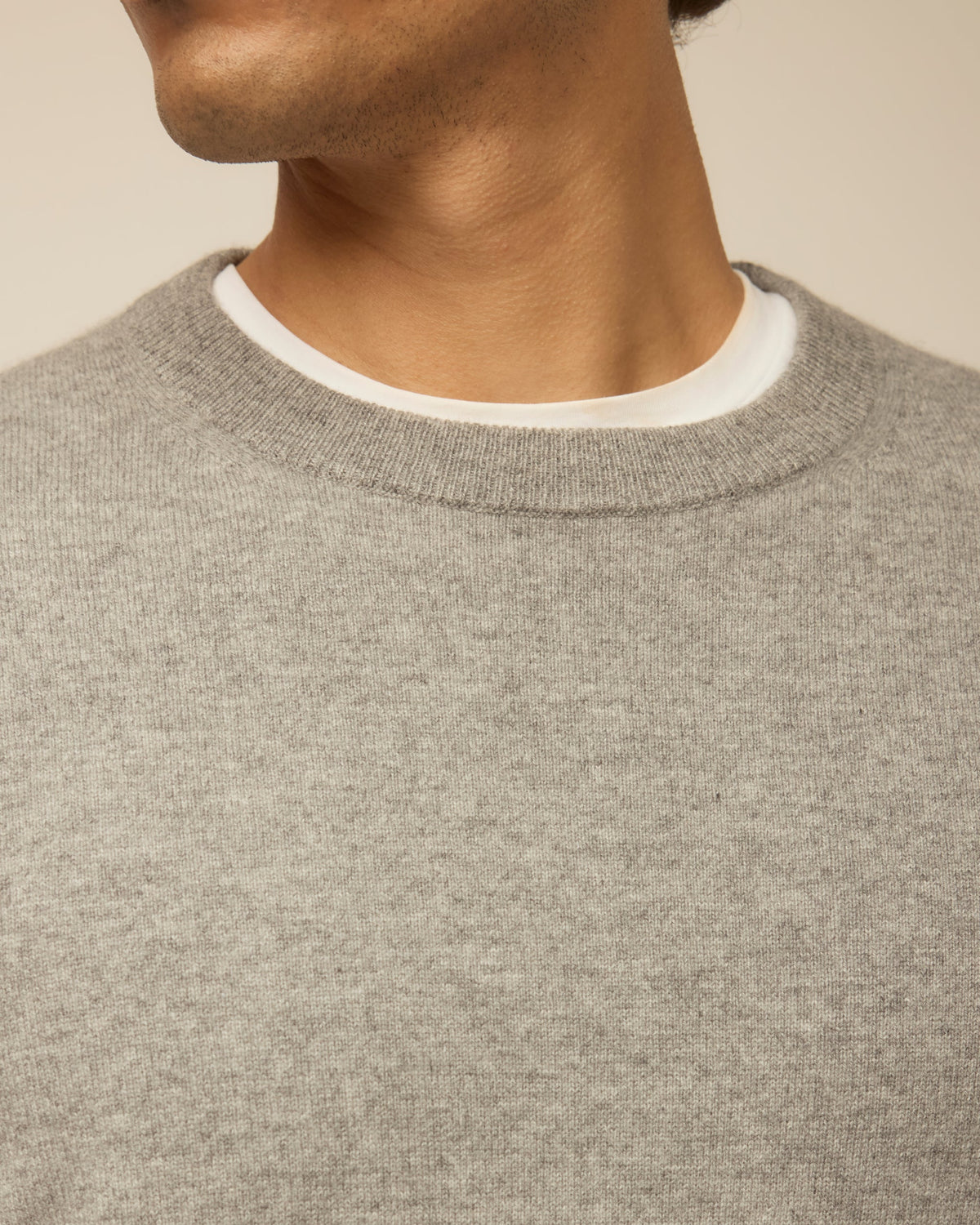 Men's Everyday Cashmere Crew Neck Jumper – view 11