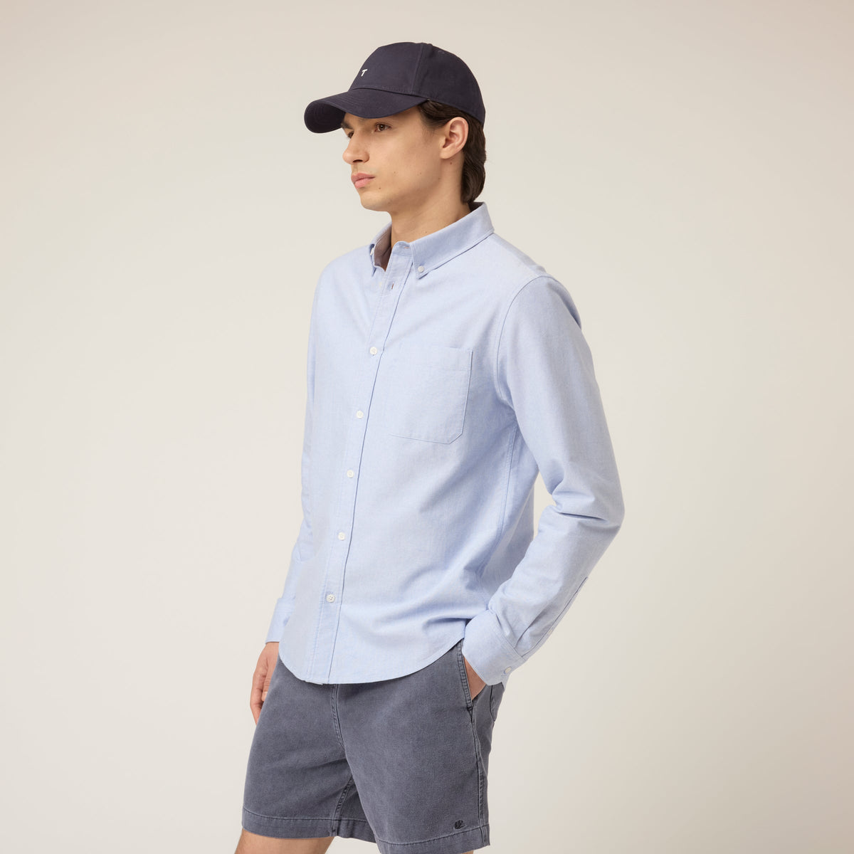 Men's Cotton Oxford Shirt – Traditional Oxford Weave, Long Sleeves, Wear on Its Own or Layered – view 7