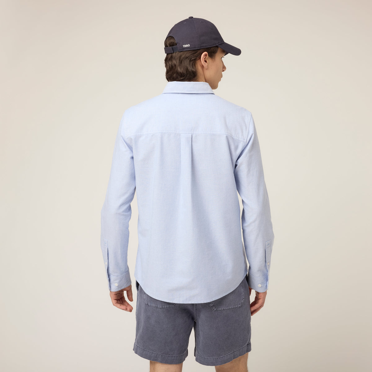 Men's Cotton Oxford Shirt – Traditional Oxford Weave, Long Sleeves, Wear on Its Own or Layered
