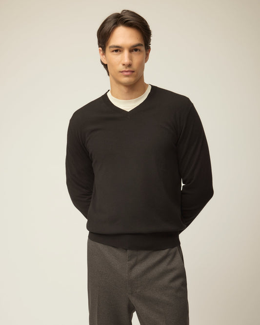 Men's Stretch Merino Wool V-Neck Top – Lightweight Breathable Knit, Temperature Regulating Layer