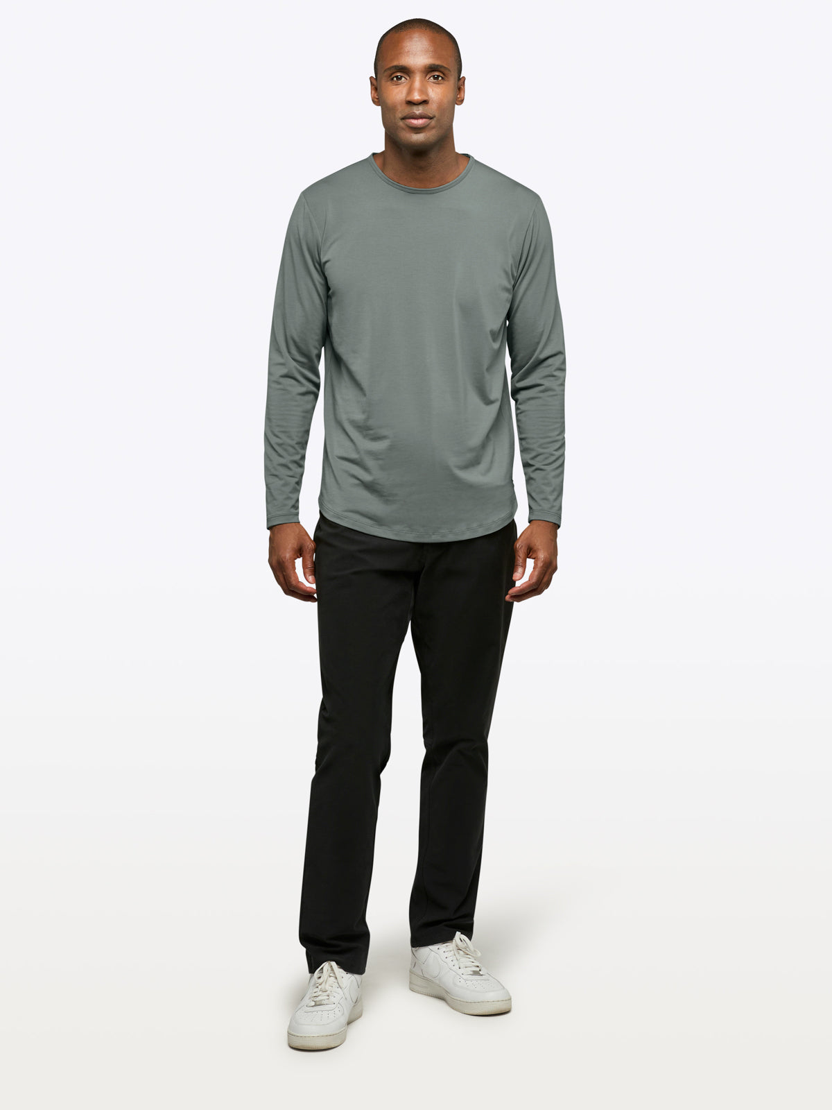 Men's Long Sleeve Curved Hem T-Shirt in Sage – view 3