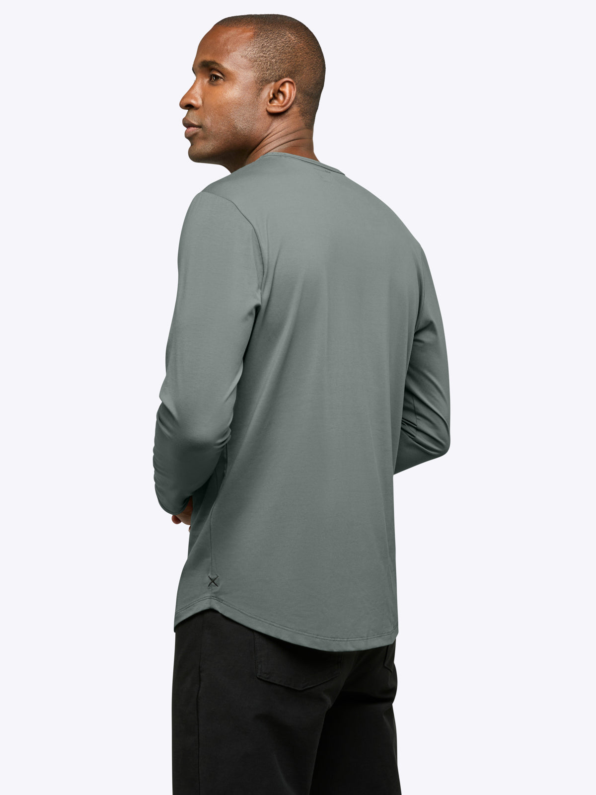 Men's Long Sleeve Curved Hem T-Shirt in Sage – view 4