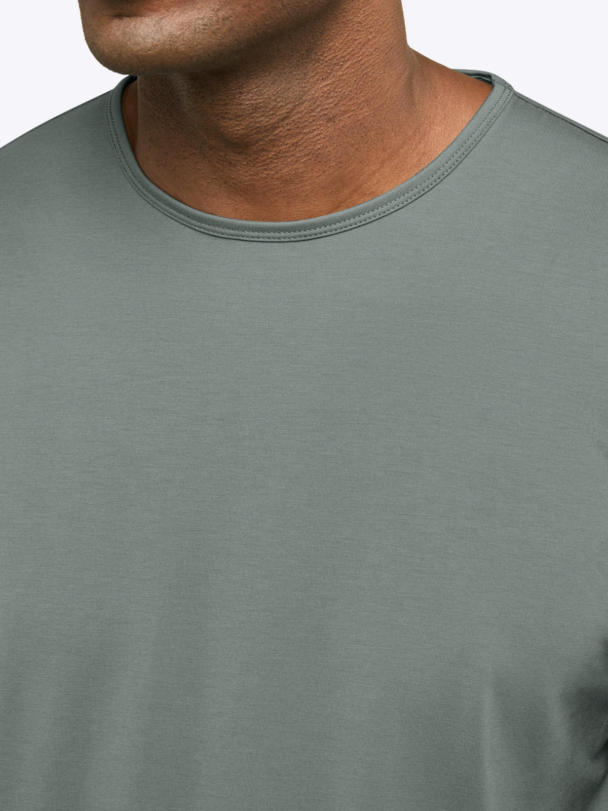 Men's Long Sleeve Curved Hem T-Shirt in Sage – view 6