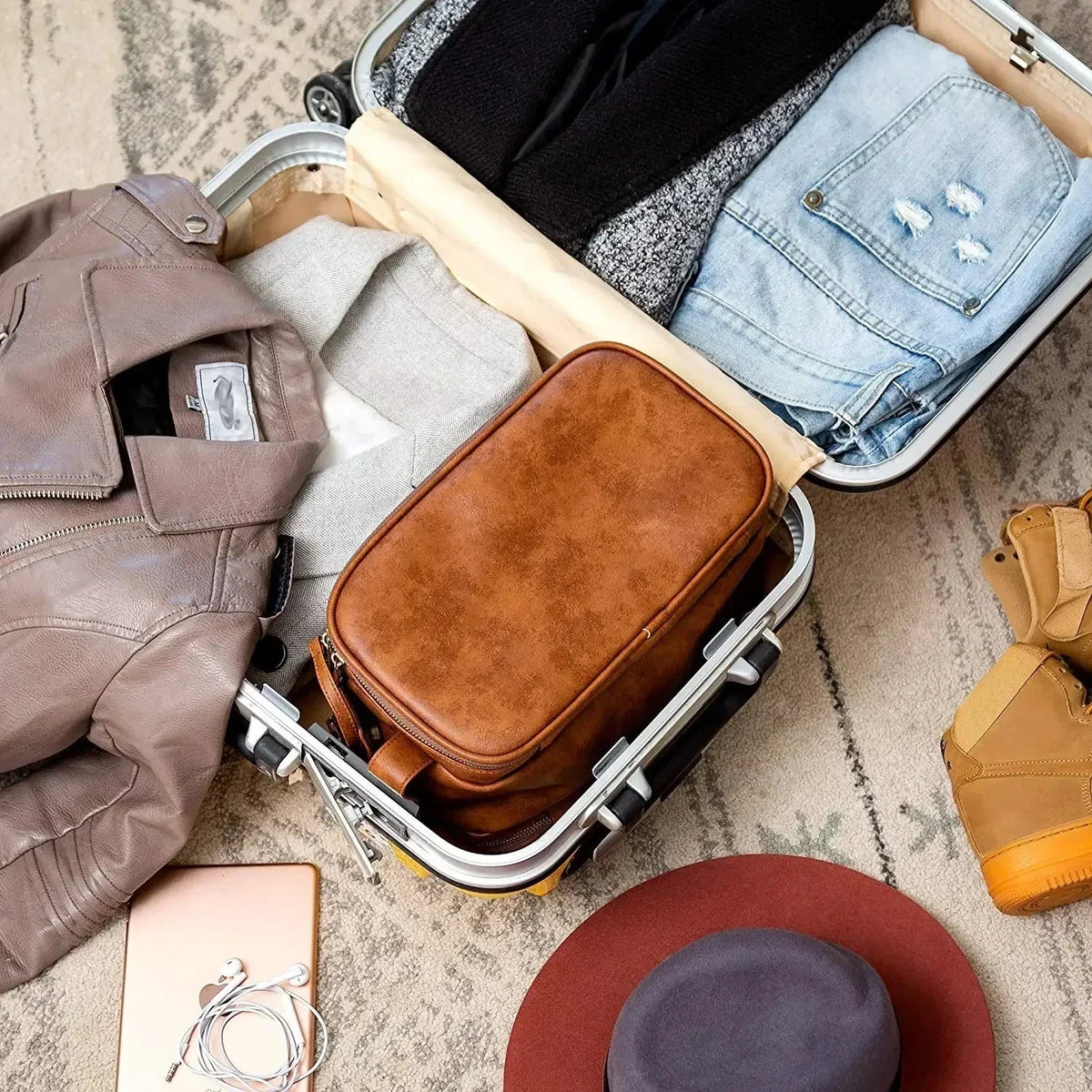 Men's Split Leather Travel Pouch – view 3