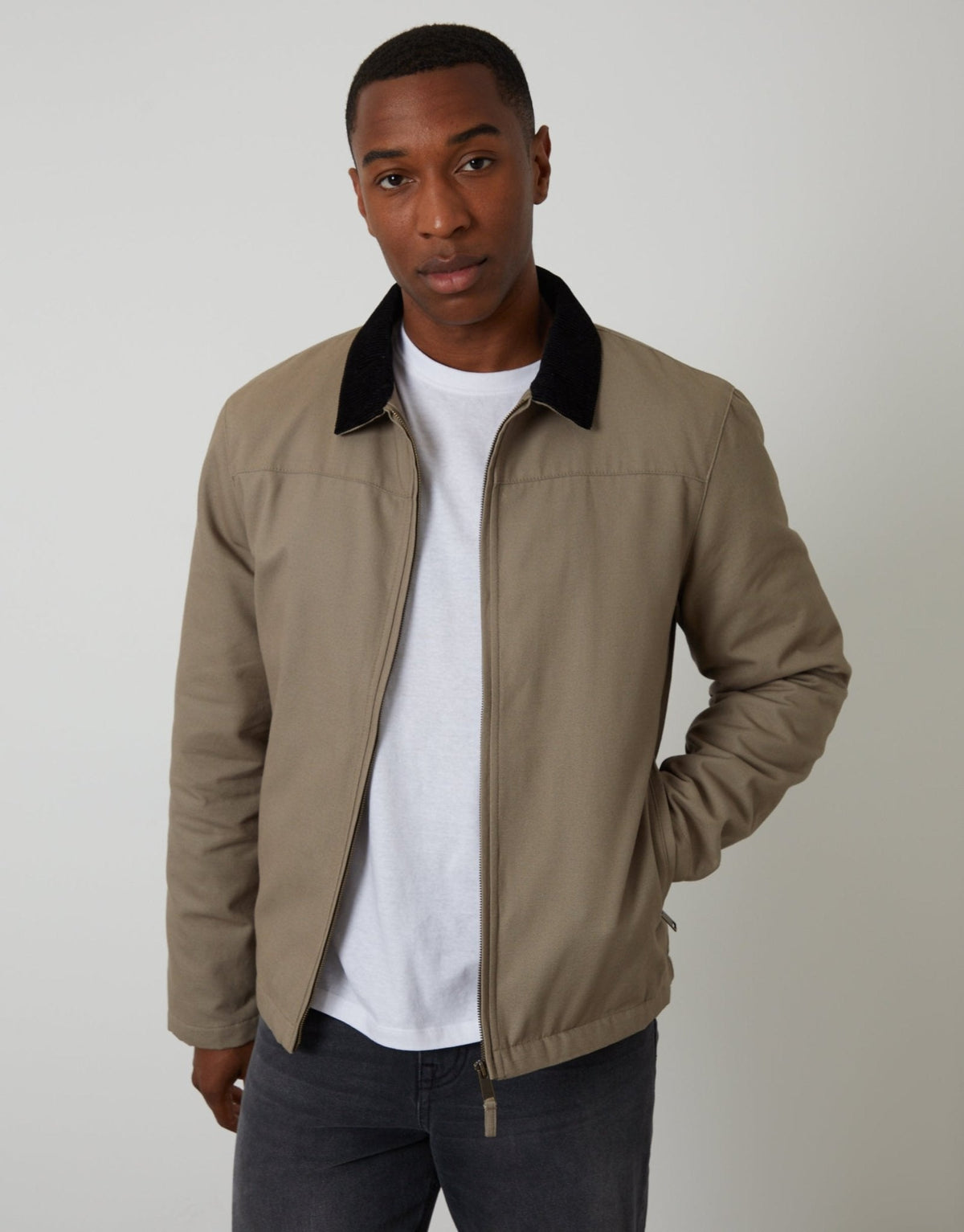 Men's Lightweight Quilted Zip-Through Jacket in Mushroom – view 1