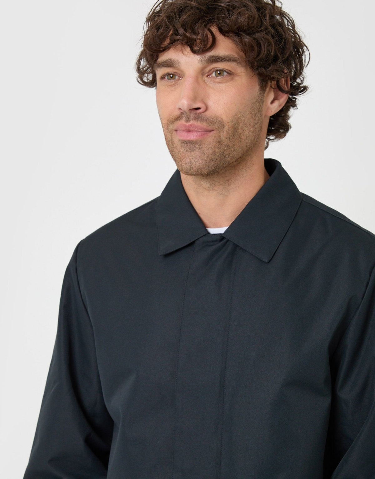 Men's Smart Longline Mac for Office Commutes in Navy – view 5