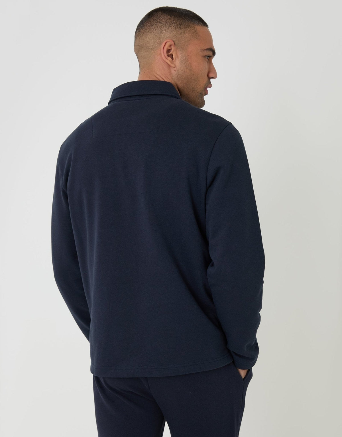 Men's Preppy Layering Top for Smart Weekends in Navy – view 2