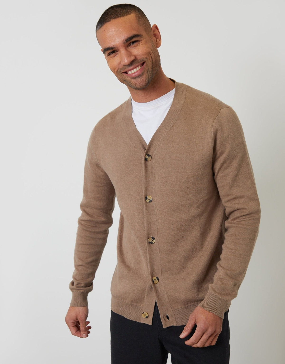 Men's Button-Up Knitted Cardigan in Taupe – view 1