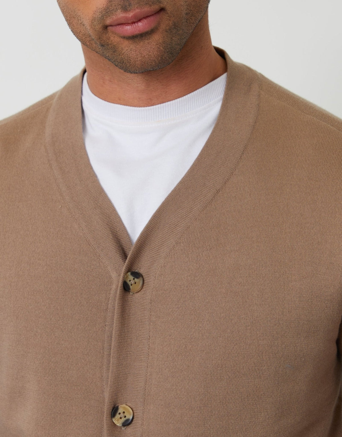 Men's Button-Up Knitted Cardigan in Taupe – view 4