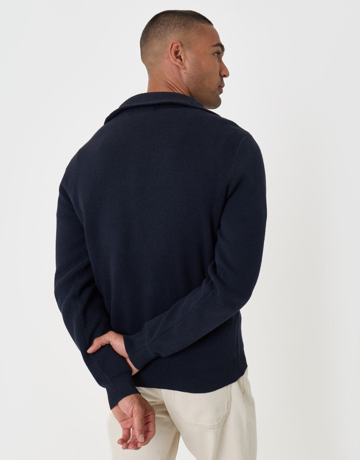 Men's Smart Layering Jumper for Crisp Autumn Days in Navy – view 3