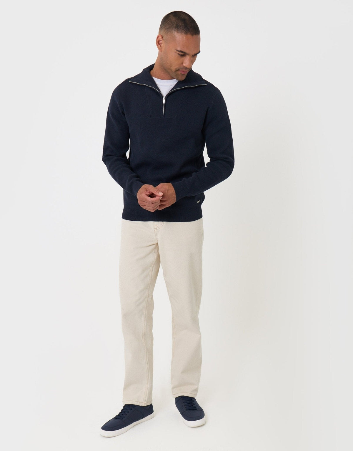 Men's Smart Layering Jumper for Crisp Autumn Days in Navy – view 4