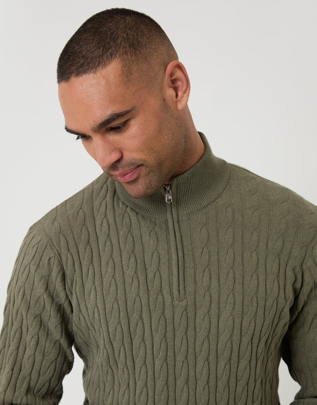 Men's Outdoor-Ready Textured Jumper for Autumn Walks in Olive Green – view 4