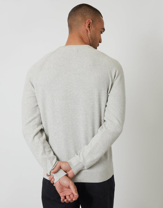 Men's Comfortable Knitted Jumper for Spring Layering in Ecru Marl – view 2