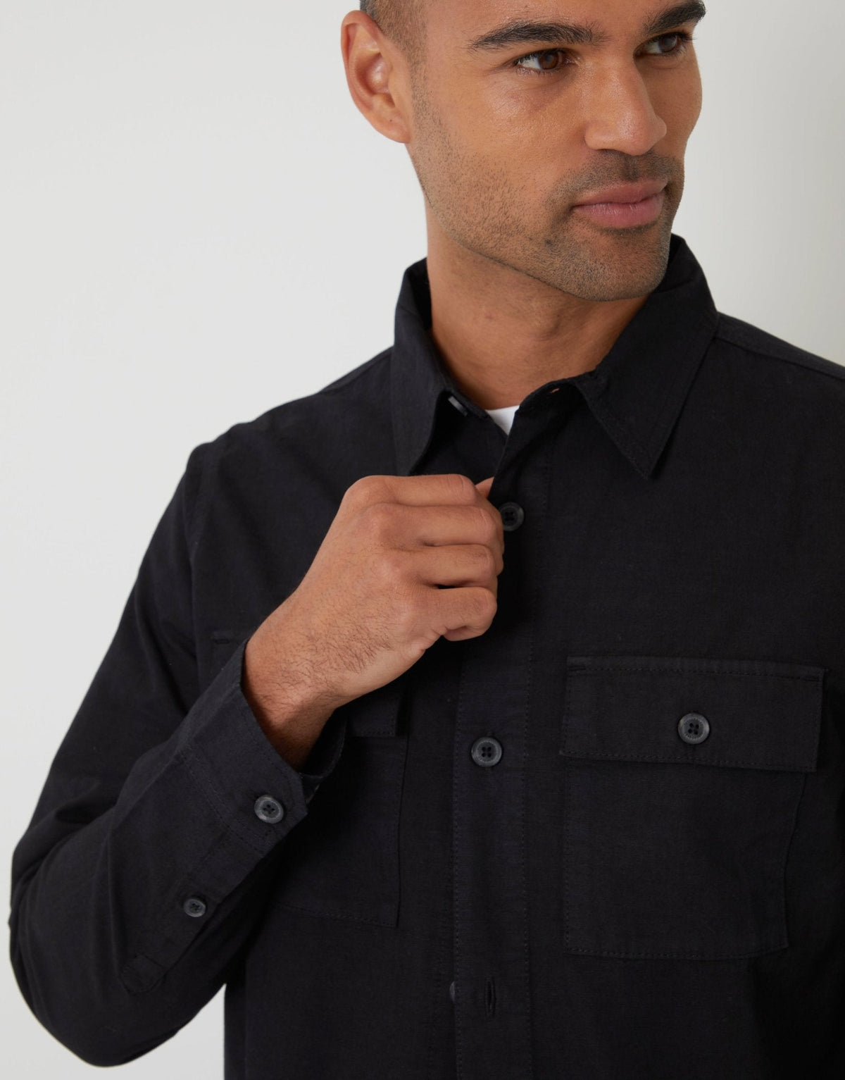 Men's Lightweight Cotton Poplin Shacket in Black – view 4