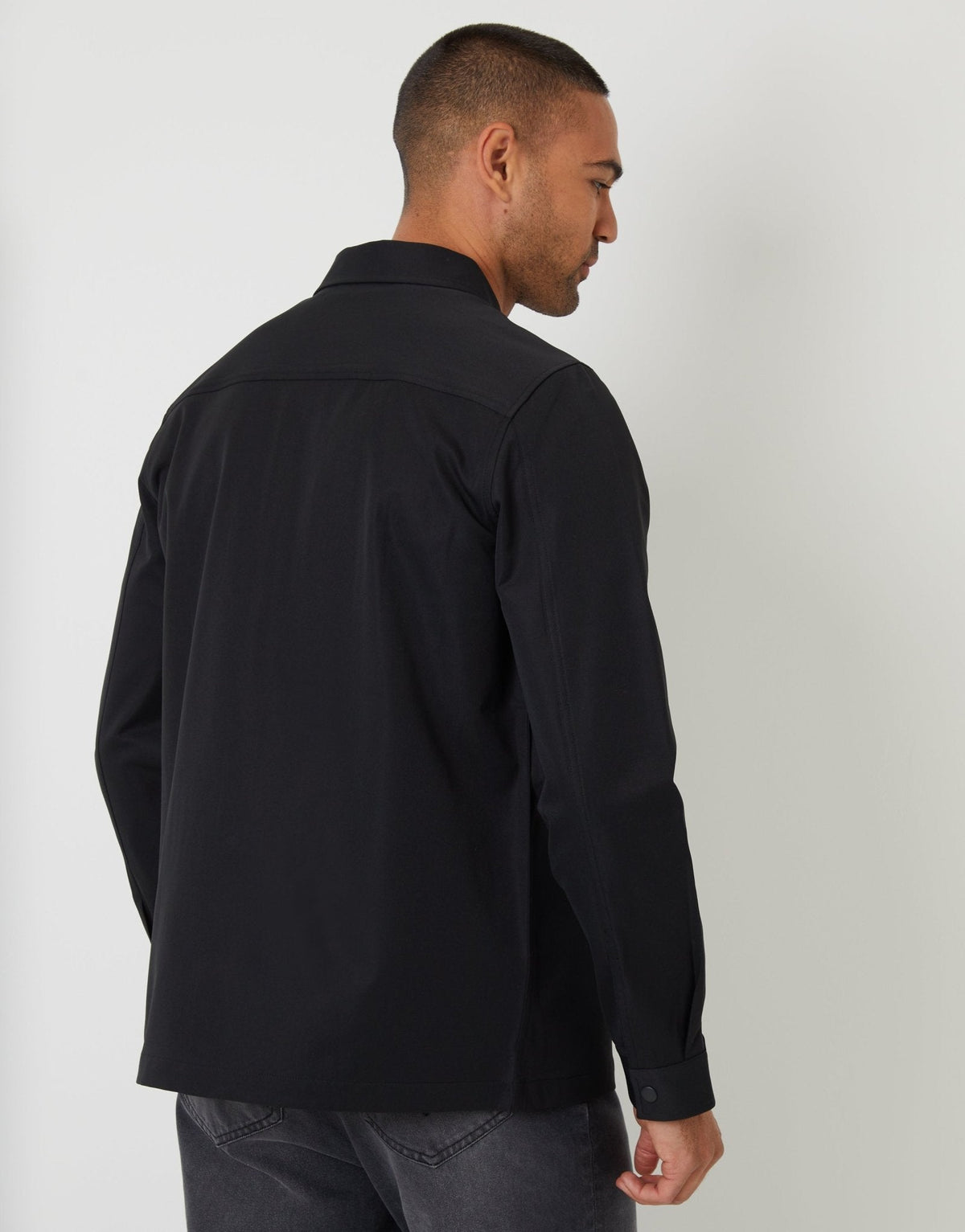 Men's Twill Cargo Pocket Shacket in Black – view 2