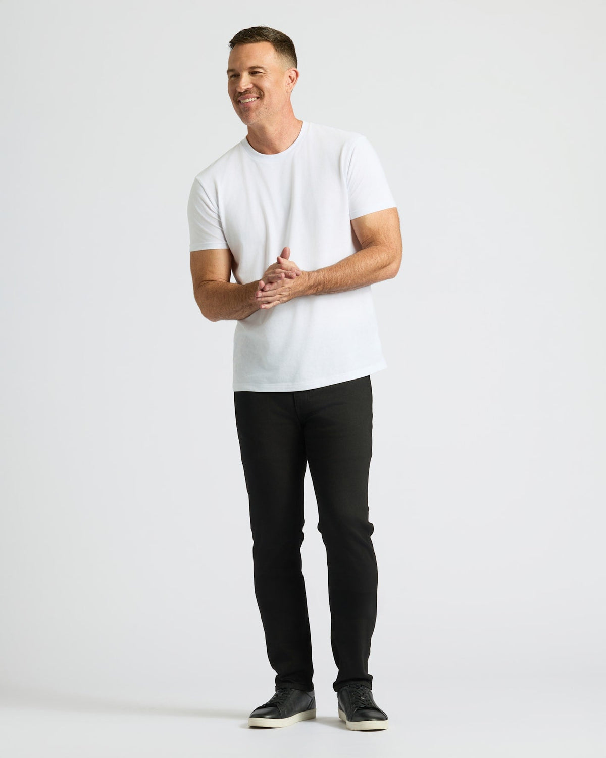 Men's Straight Comfort Stretch Jeans 2-Pack – 4-Way Stretch, Five Pockets, Slight Taper | Black & Indigo Wash – view 3