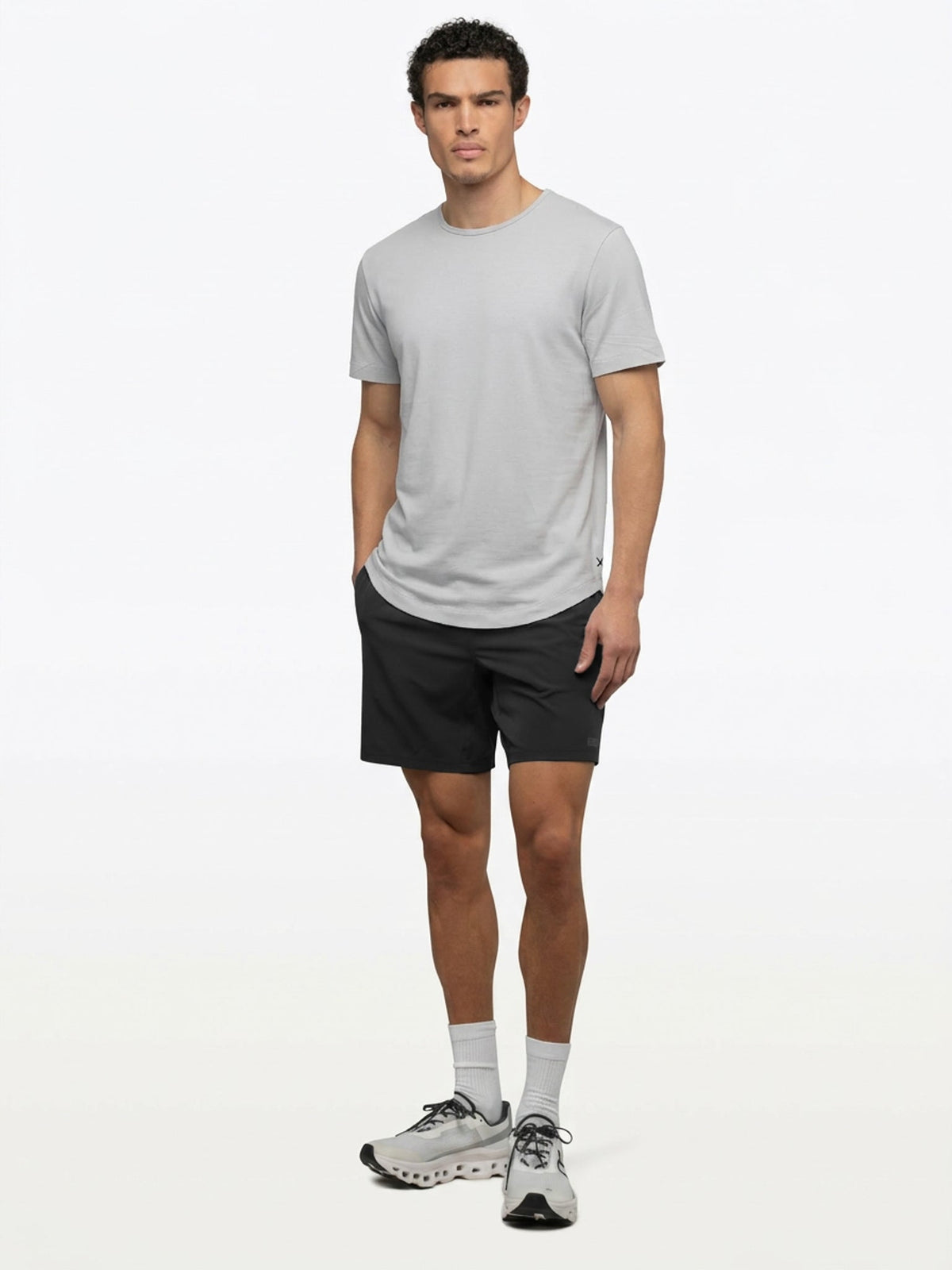 Men's Active Curved Hem T-Shirt in Vapor – view 4