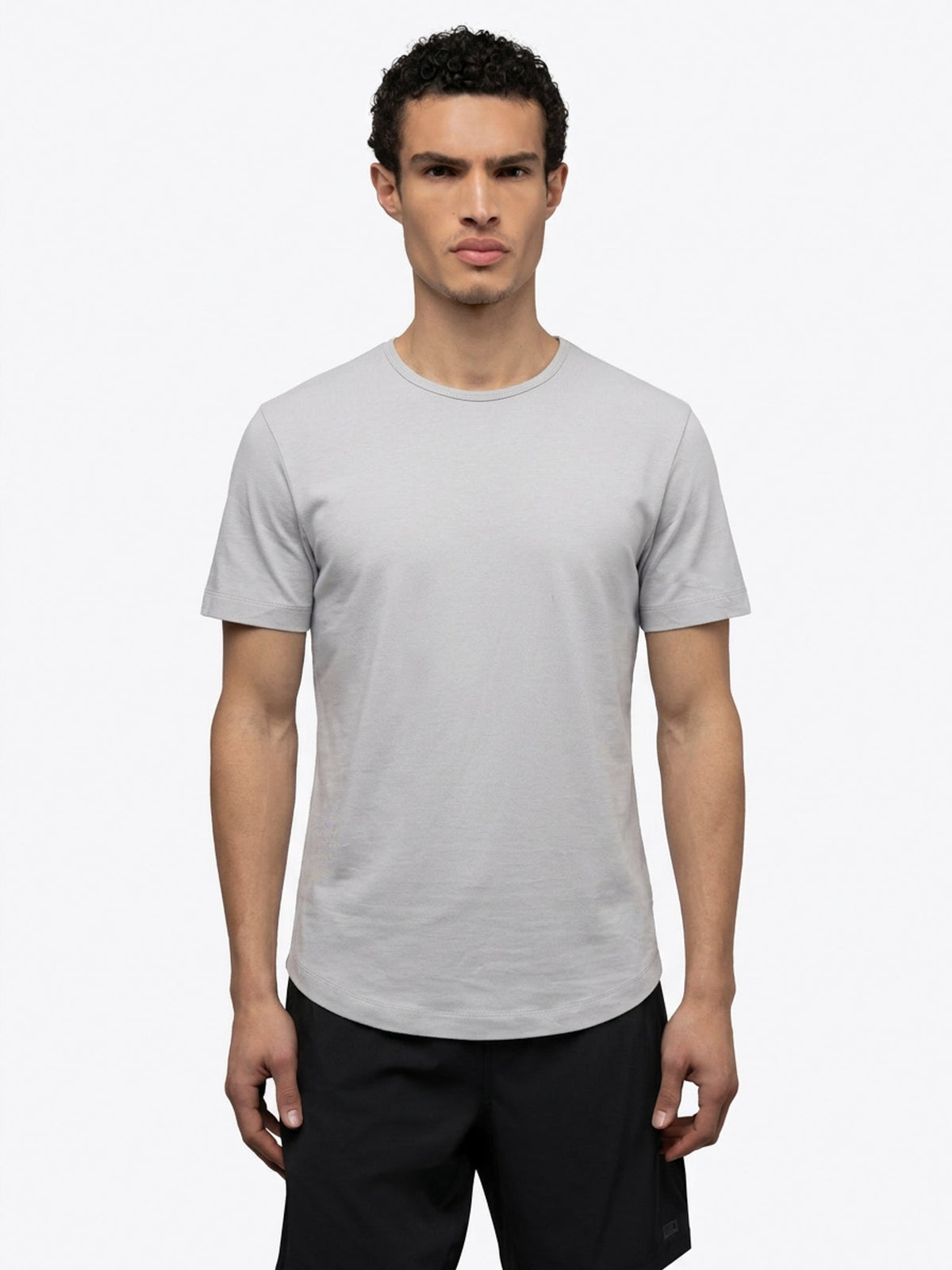 Men's Active Curved Hem T-Shirt in Vapor – view 2