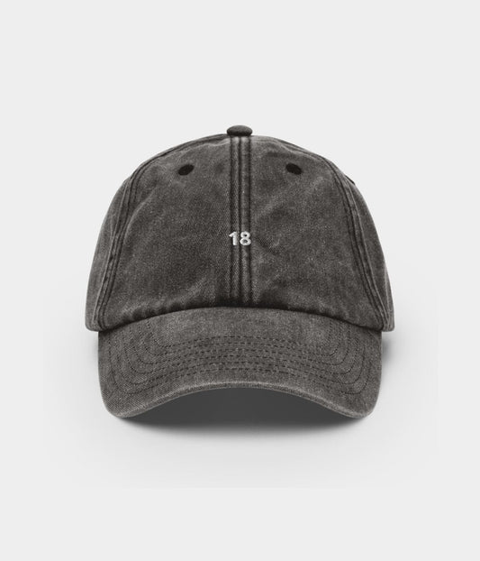 18 Men's Embroidered Washed Cotton Baseball Cap – Low-Profile Crown, Soft Washed Finish, Adjustable Strap