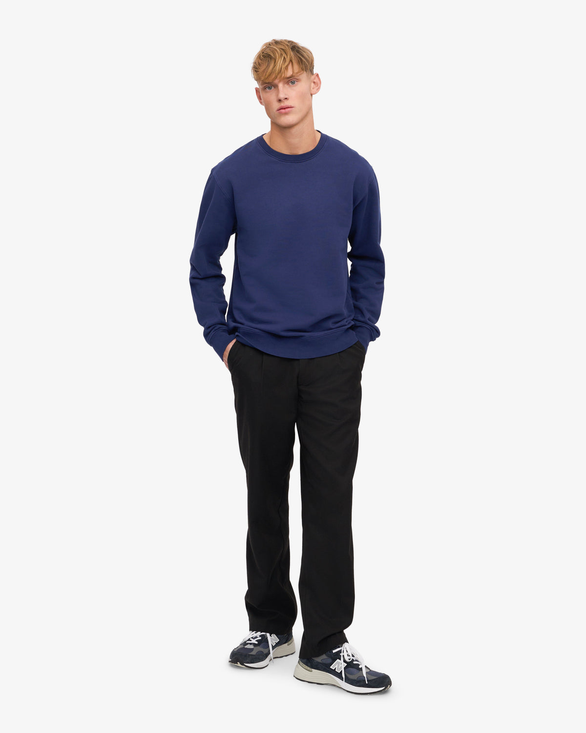 Men's Organic Cotton Crew Neck Sweatshirt in Marine Blue – view 5