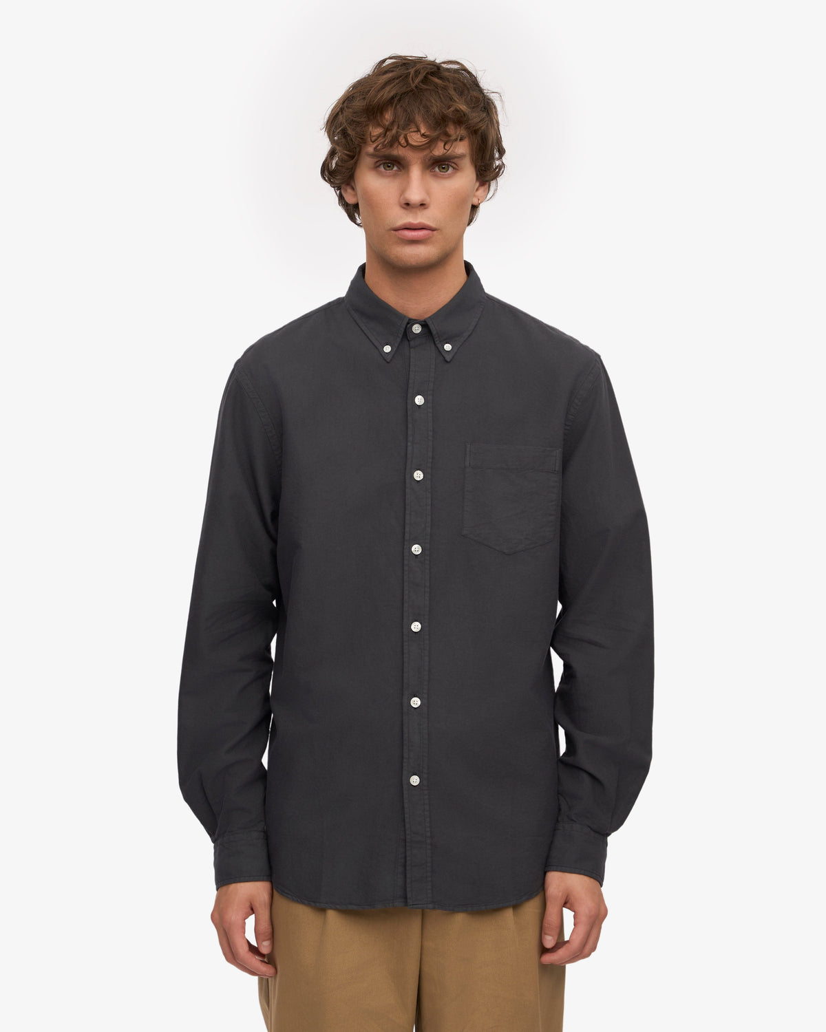 Men's Organic Cotton Oxford Shirt – Button-Down Collar, Slim Fit with Chest Pocket | Lava Grey – view 2