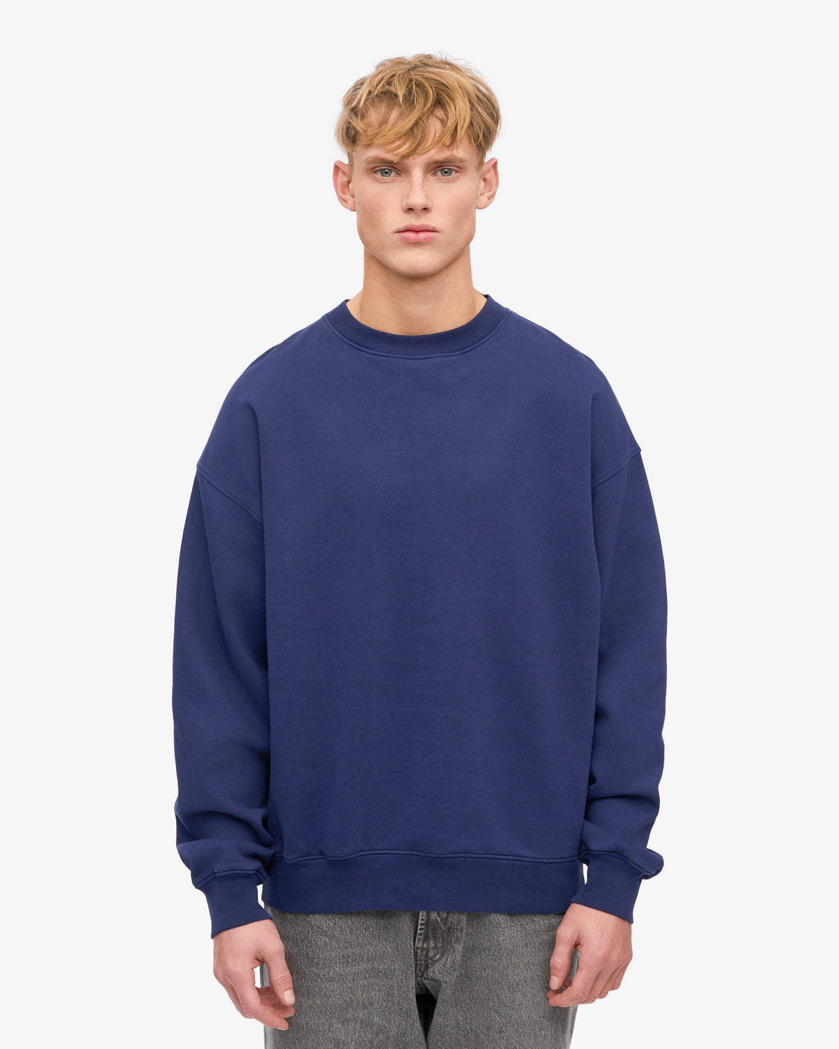 Men's Organic Cotton Oversized Crewneck Jumper in Marine Blue – view 2