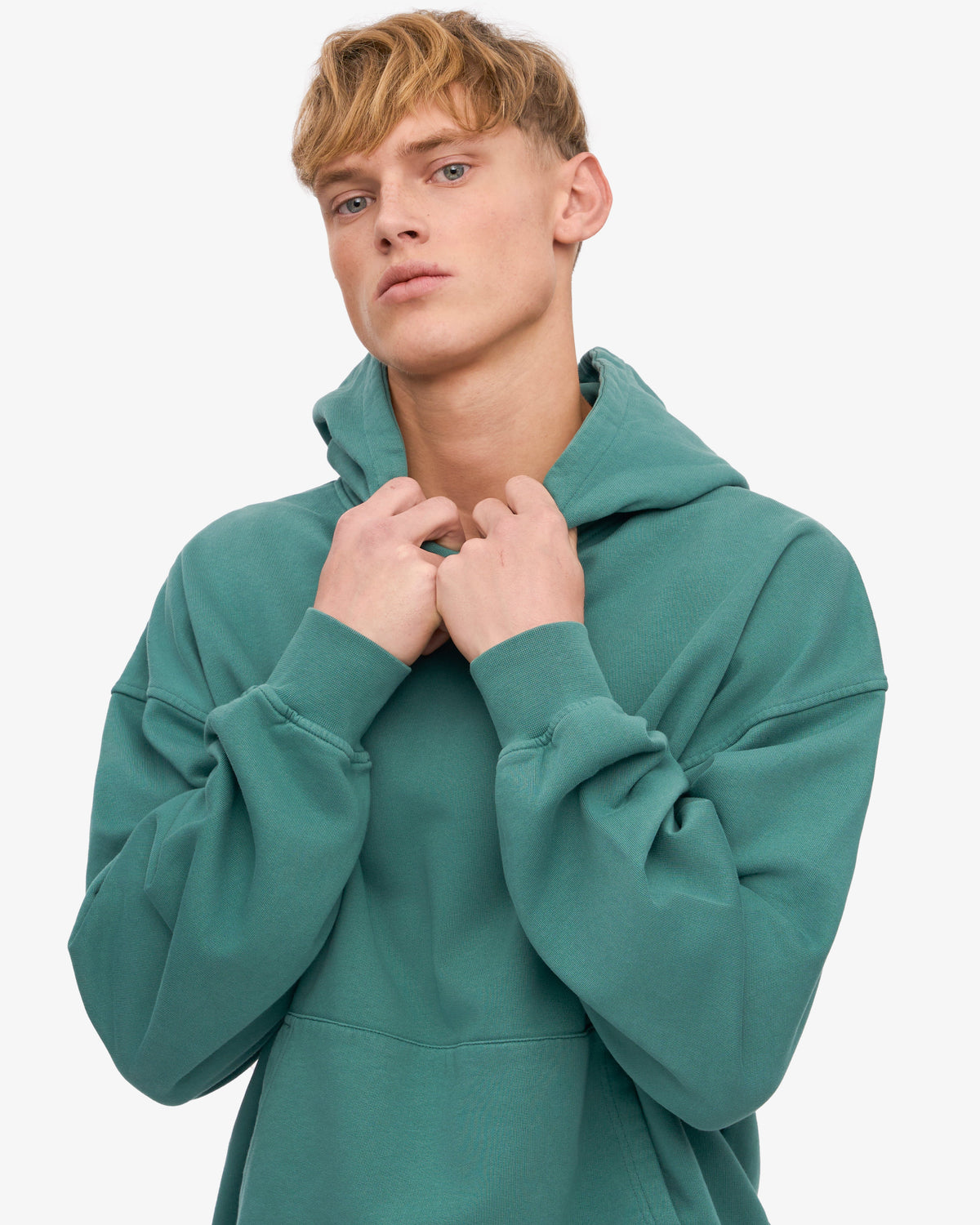 Men's Organic Cotton Oversized Hoodie in Pine Green – view 6