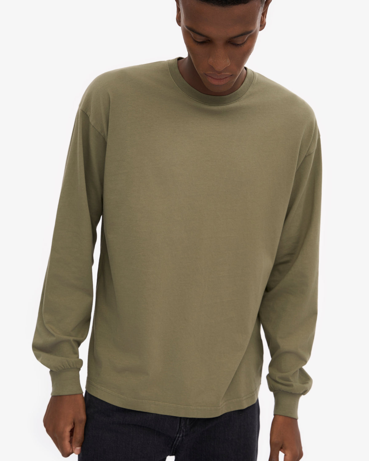 Men's Organic Cotton Oversized Long Sleeve T-Shirt in Dusty Olive – view 6