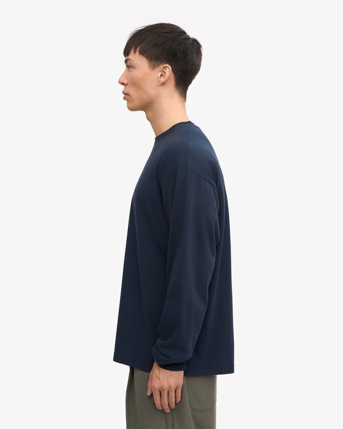 Men's Organic Cotton Oversized Long Sleeve T-Shirt in Navy Blue – view 3