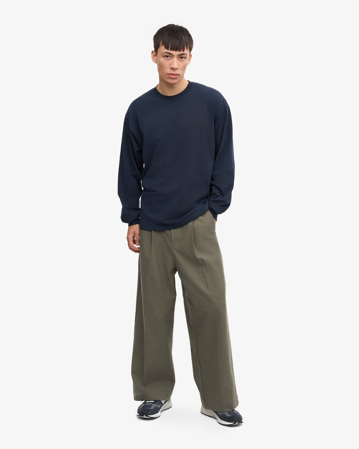 Men's Organic Cotton Oversized Long Sleeve T-Shirt in Navy Blue – view 5