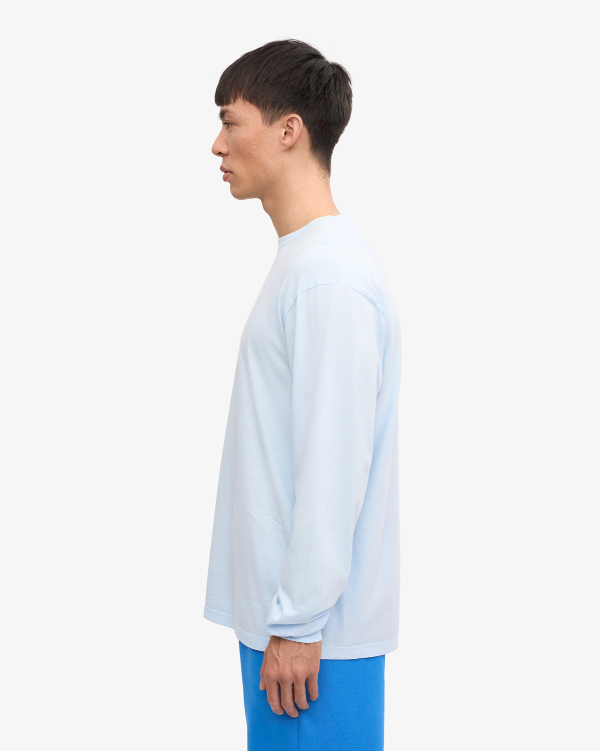 Men's Organic Cotton Oversized Long Sleeve T-Shirt in Polar Blue – view 3